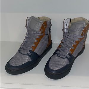 Creative Recreation Adonis  Paloma Castlerock 9M